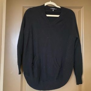 Saks Fifth Avenue Black Cashmere V-neck sweater